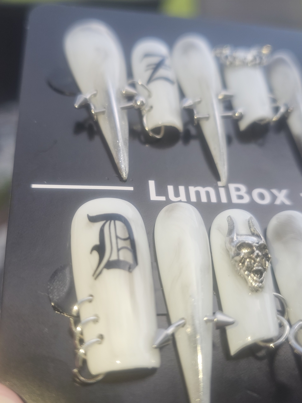 LumiBox 3D Gothic Press On Nails White Marble Pierced Stiletto Alt Grunge Set Nw - Picture 4 of 8